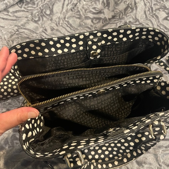 Kate spade polka dot handbag/shoulder strap accessory and matching wallet - Picture 10 of 10